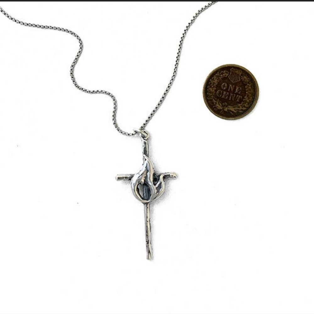 💕Alive in me pendant and chain💕